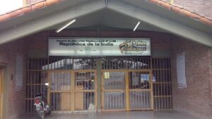 Dos alumnos de la escuela República de la India serían los responsables de las amenazas