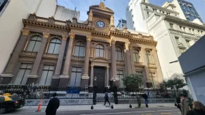 La gestión Milei es la que más dólares compró al inicio de su gestión