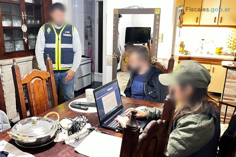 Detuvieron a dos hombres que integraban una red internacional de abuso infantil