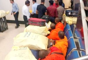 Detuvieron a 22 monjes budistas en Sri Lanka con más de 110 kilos de droga