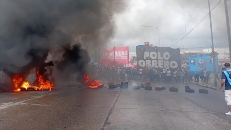 En agosto la oposición comenzará una campaña de cortes, paros y desorden en todo el país