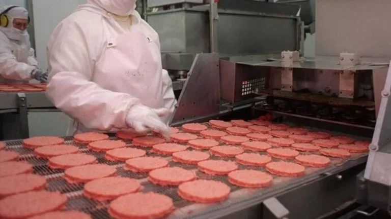 Las famosas hamburguesas Paty ahora son argentinas