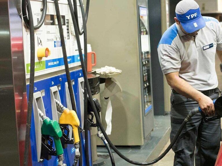Sigue cayendo muy fuerte el consumo de combustibles en Salta