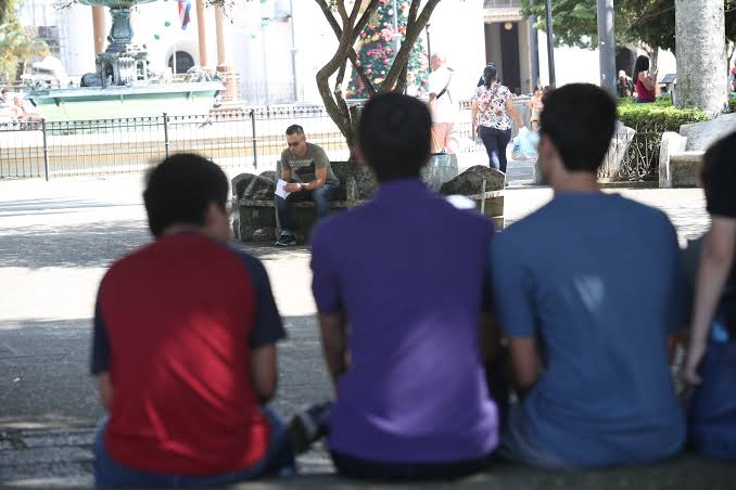 El 20% de los jóvenes argentinos no trabaja ni estudia