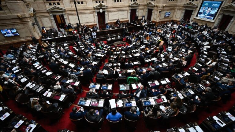 Presupuesto 2027: habrá una menor presión tributaria y casi el 75% del gasto se destinará a la asistencia social