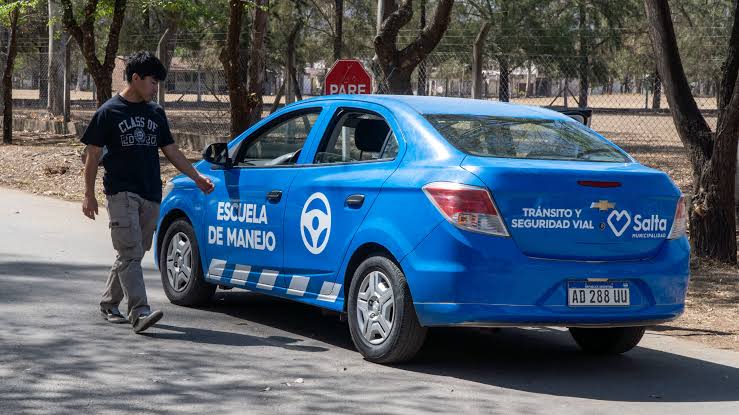 Escuela de Manejo Municipal: en solo tres horas se agotaron los 4 mil cupos