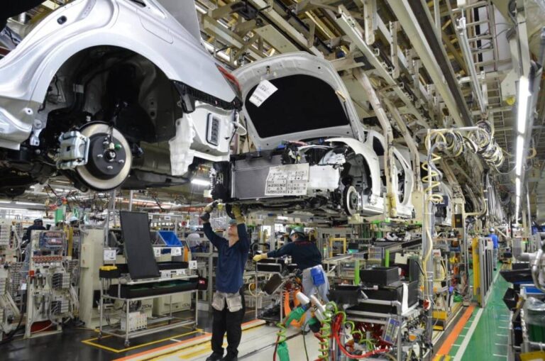 Toyota pone en marcha la mayor inversión de su historia en el país
